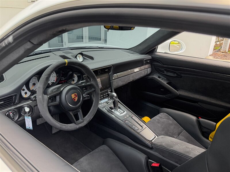 2018 Porsche 911 GT2 RS - Photo 2 - Bonita Springs, FL 34134
