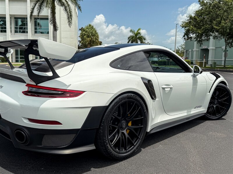 2018 Porsche 911 GT2 RS - Photo 55 - Bonita Springs, FL 34134