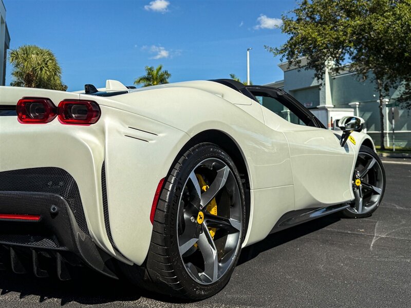 2024 Ferrari SF90 Spider - Photo 59 - Bonita Springs, FL 34134