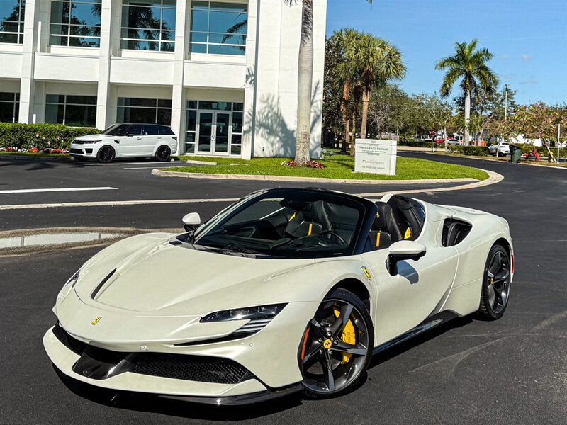 2024 Ferrari SF90 Spider - Photo 8 - Bonita Springs, FL 34134