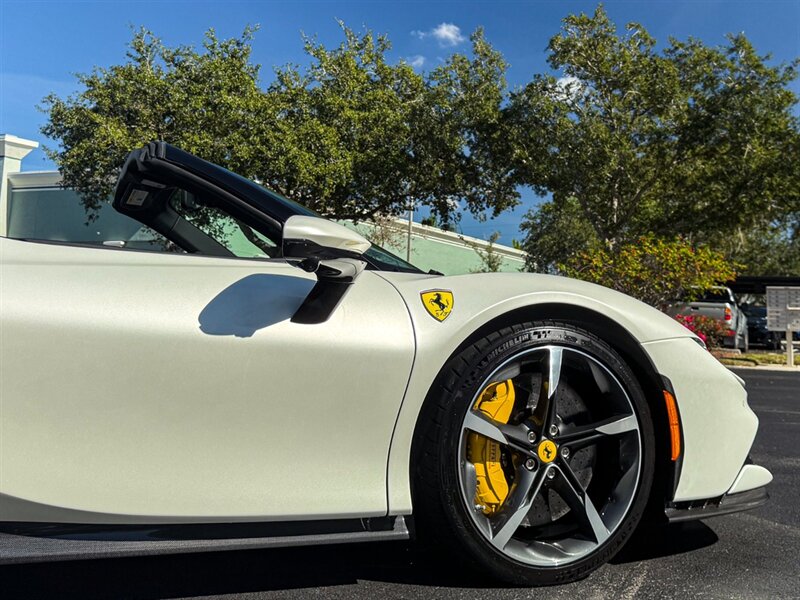 2024 Ferrari SF90 Spider - Photo 64 - Bonita Springs, FL 34134