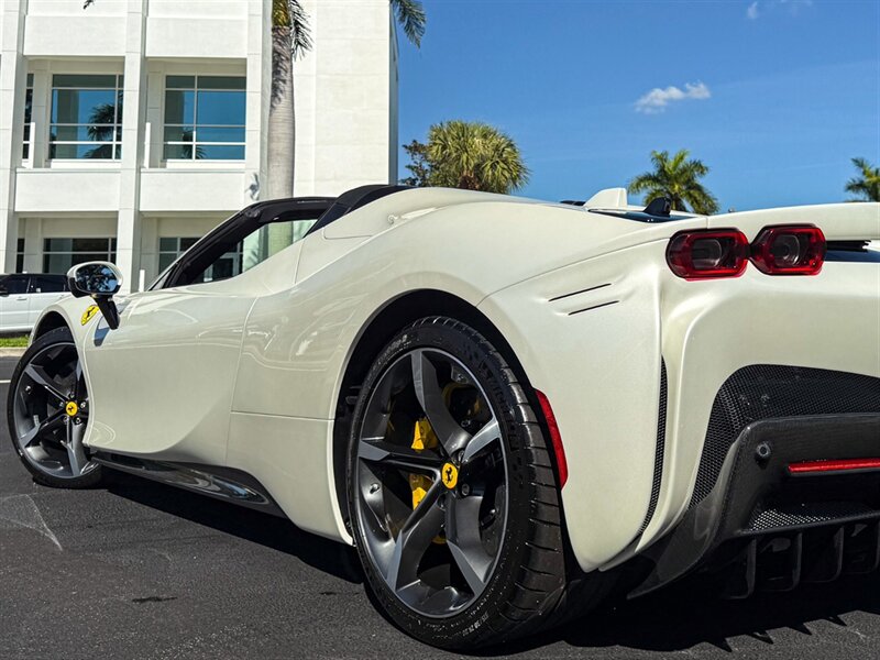 2024 Ferrari SF90 Spider - Photo 47 - Bonita Springs, FL 34134