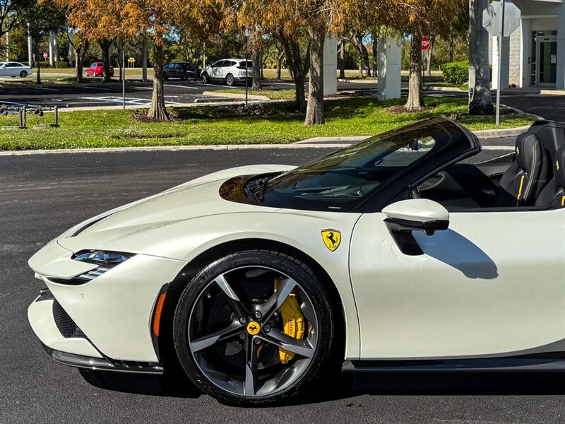2024 Ferrari SF90 Spider - Photo 41 - Bonita Springs, FL 34134