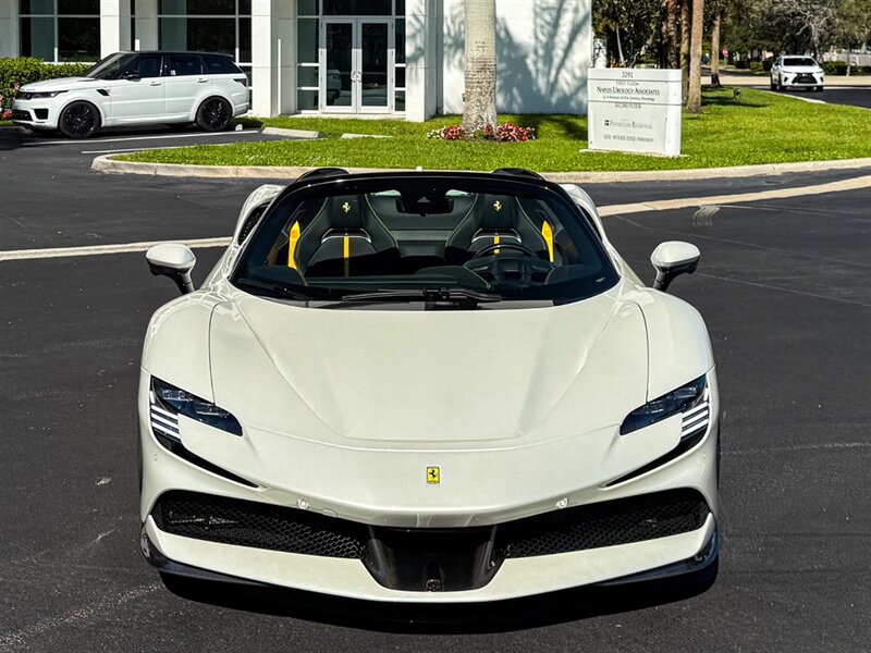 2024 Ferrari SF90 Spider - Photo 5 - Bonita Springs, FL 34134