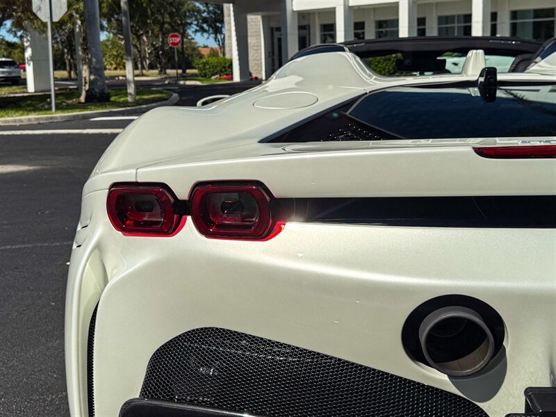2024 Ferrari SF90 Spider - Photo 52 - Bonita Springs, FL 34134
