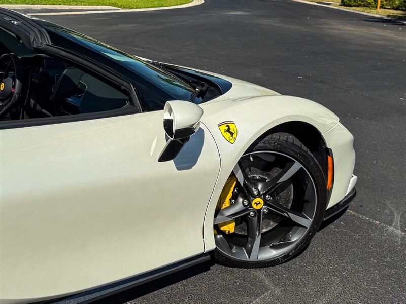 2024 Ferrari SF90 Spider - Photo 60 - Bonita Springs, FL 34134