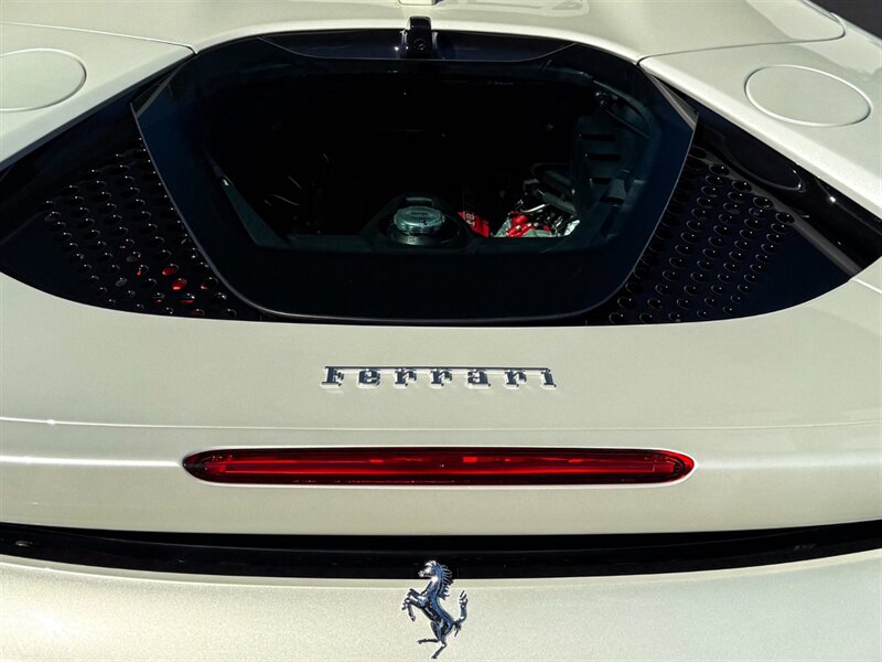 2024 Ferrari SF90 Spider - Photo 54 - Bonita Springs, FL 34134