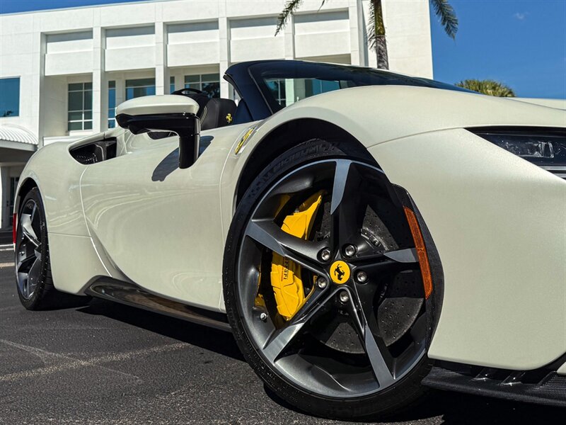 2024 Ferrari SF90 Spider - Photo 74 - Bonita Springs, FL 34134