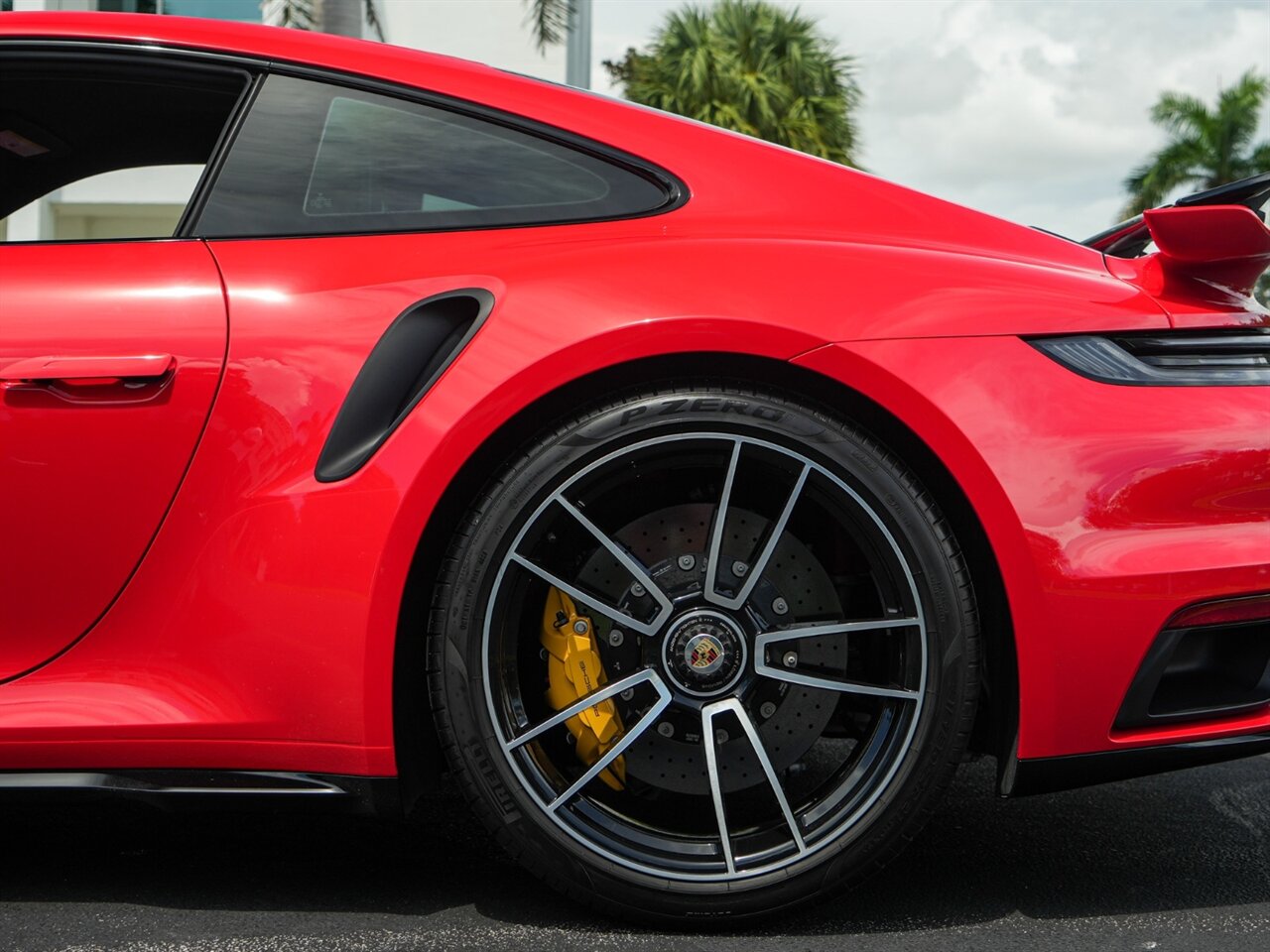 2022 Porsche 911 Turbo S photo 45