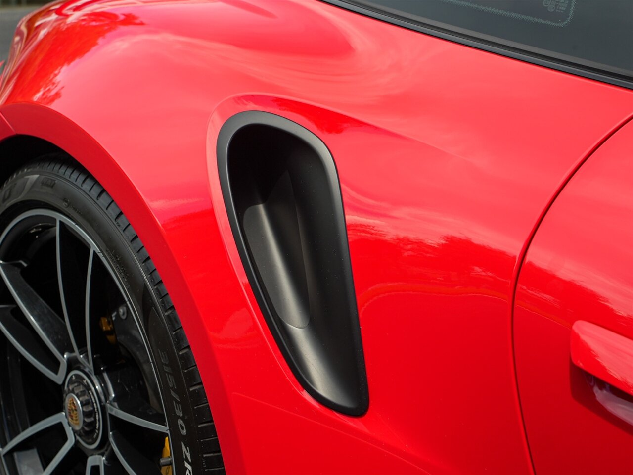 2022 Porsche 911 Turbo S photo 67