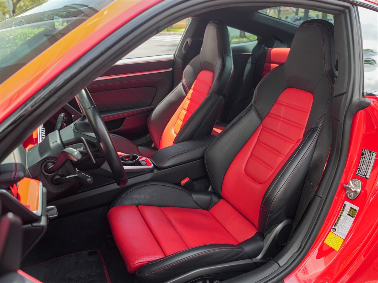 2022 Porsche 911 Turbo S photo 21