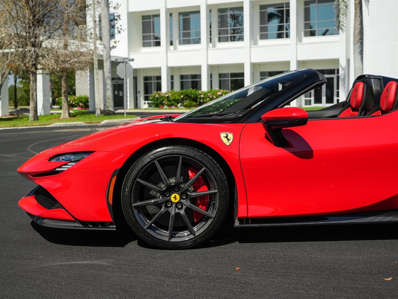 2022 Ferrari SF90 Spider   - Photo 48 - Bonita Springs, FL 34134