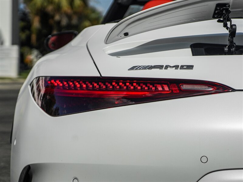 2022 Mercedes-Benz AMG SL 63 - Photo 56 - Bonita Springs, FL 34134