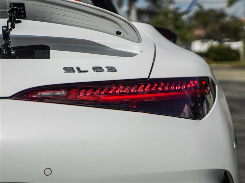 2022 Mercedes-Benz AMG SL 63 - Photo 62 - Bonita Springs, FL 34134