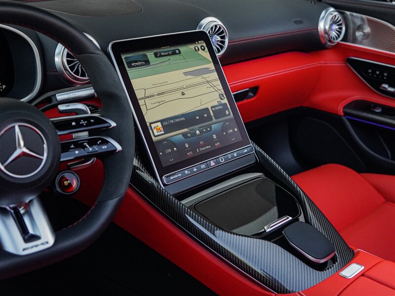 2022 Mercedes-Benz AMG SL 63 - Photo 17 - Bonita Springs, FL 34134