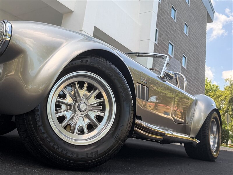 1965 Superformance Shelby Cobra   - Photo 9 - Bonita Springs, FL 34134