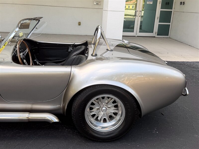 1965 Superformance Shelby Cobra   - Photo 29 - Bonita Springs, FL 34134