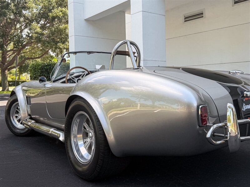 1965 Superformance Shelby Cobra   - Photo 34 - Bonita Springs, FL 34134