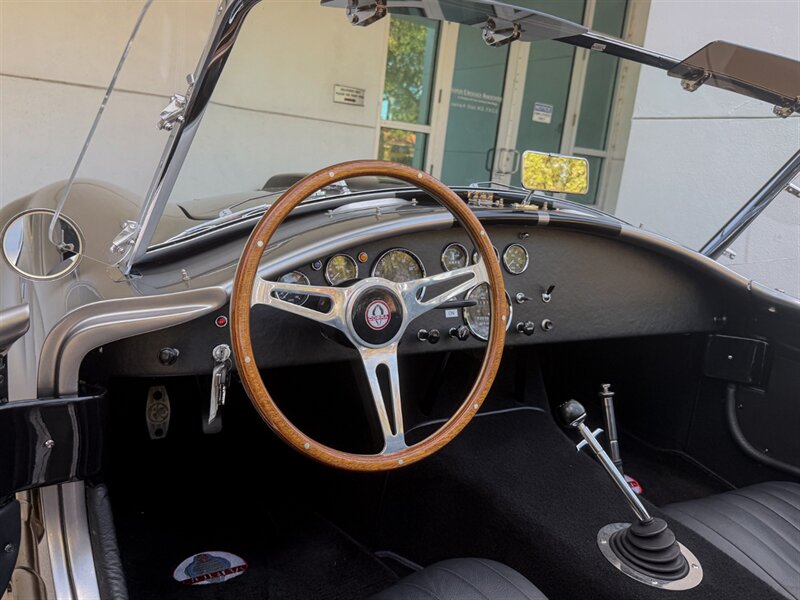1965 Superformance Shelby Cobra   - Photo 10 - Bonita Springs, FL 34134