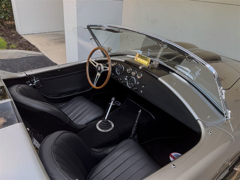 1965 Superformance Shelby Cobra   - Photo 18 - Bonita Springs, FL 34134