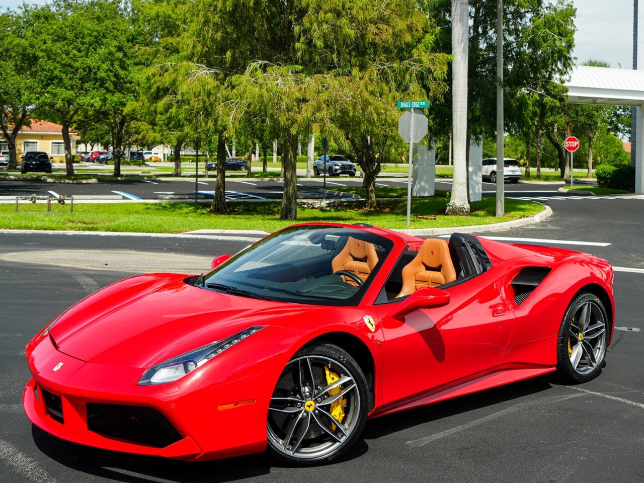 2019 Ferrari 488 Spider   - Photo 8 - Bonita Springs, FL 34134