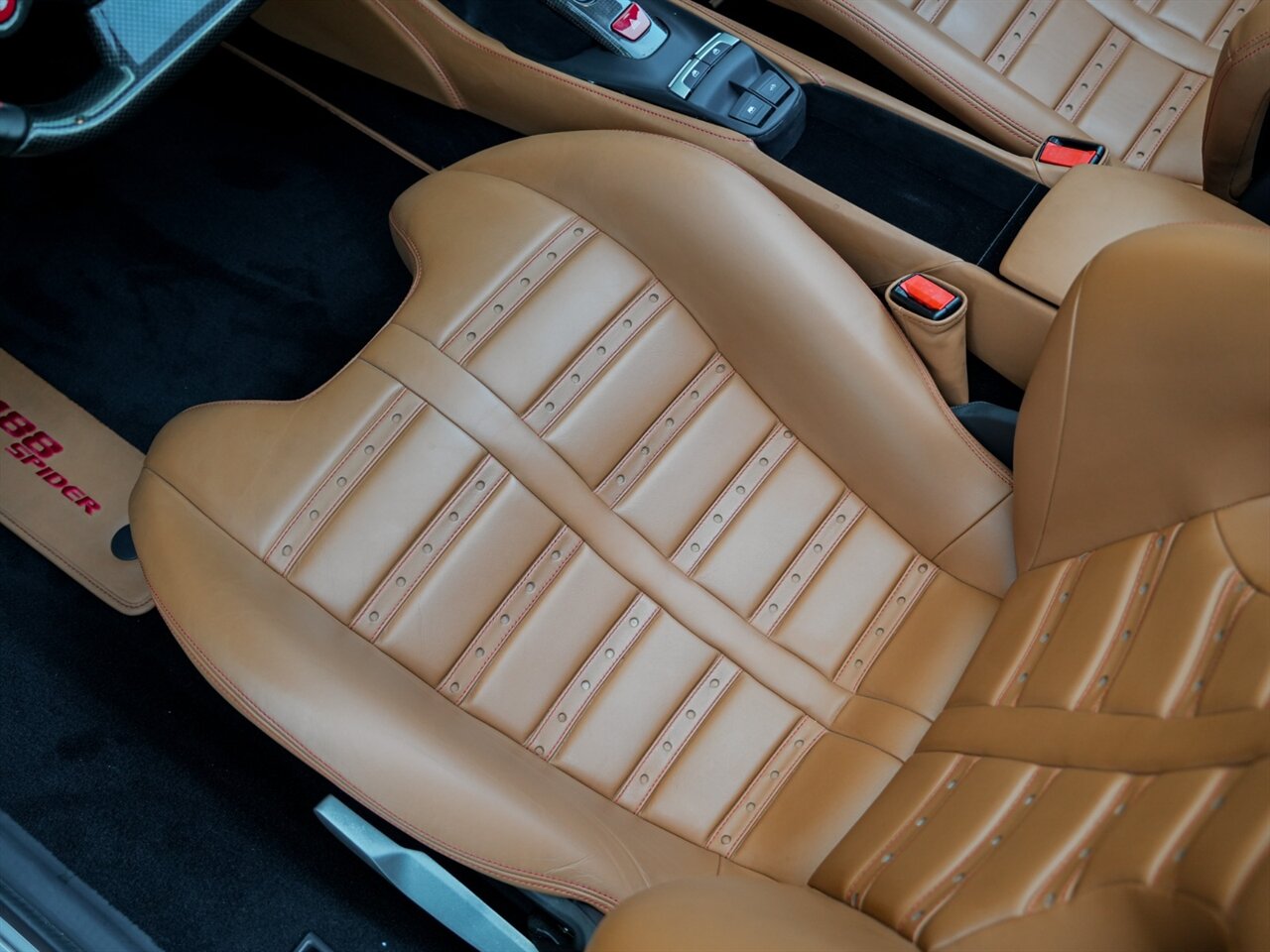 2019 Ferrari 488 Spider   - Photo 21 - Bonita Springs, FL 34134