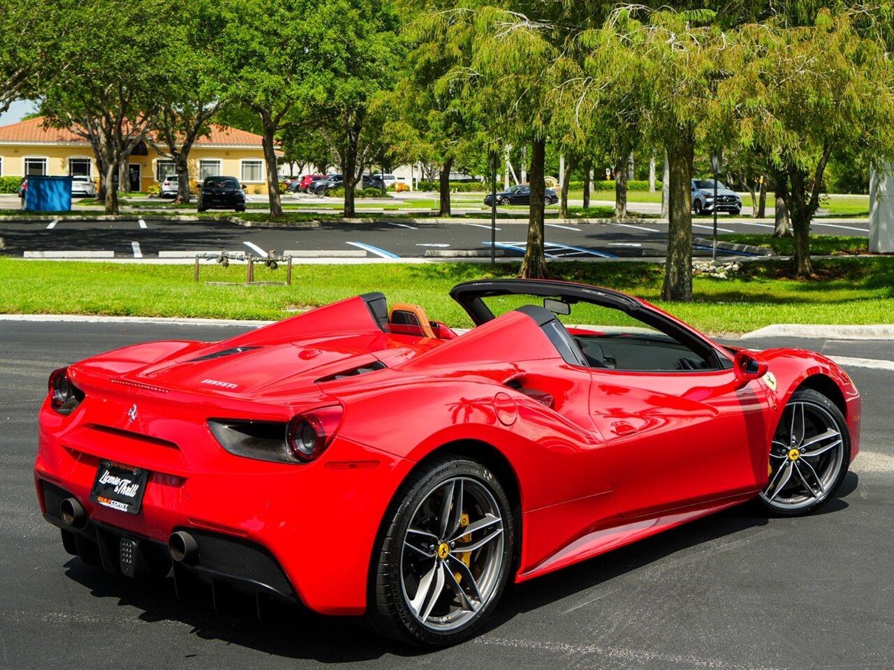 2019 Ferrari 488 Spider   - Photo 60 - Bonita Springs, FL 34134