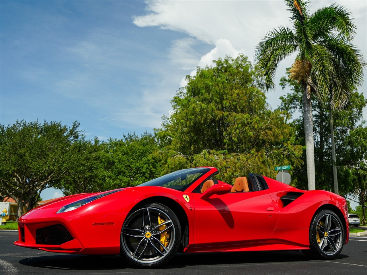 2019 Ferrari 488 Spider   - Photo 10 - Bonita Springs, FL 34134