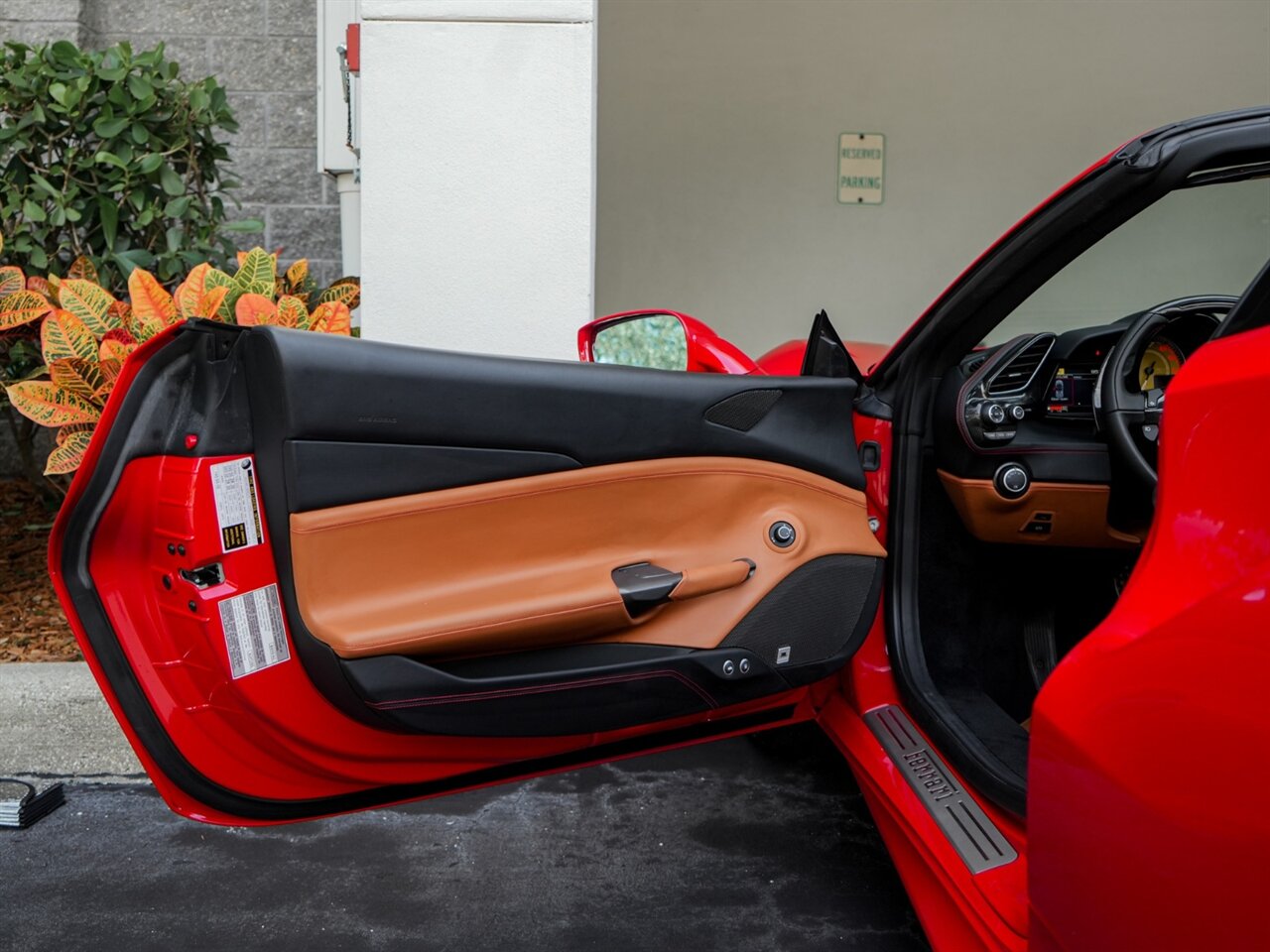 2019 Ferrari 488 Spider   - Photo 25 - Bonita Springs, FL 34134
