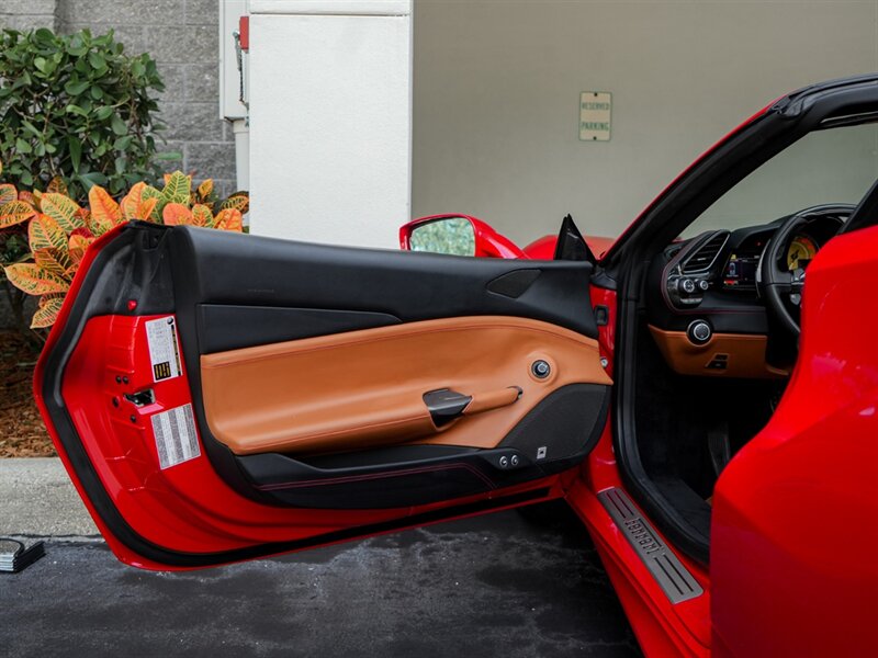 2019 Ferrari 488 Spider - Photo 25 - Bonita Springs, FL 34134