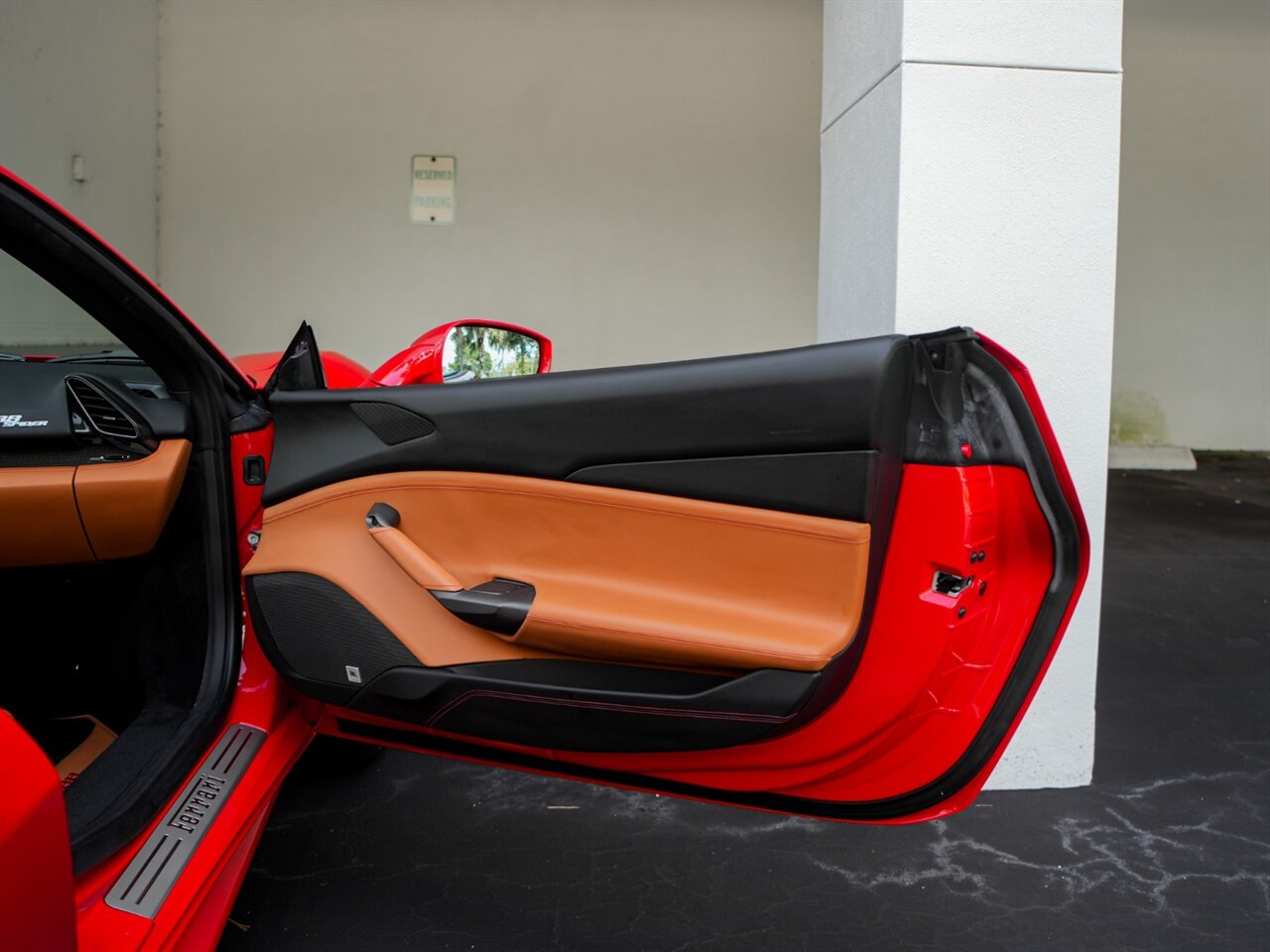 2019 Ferrari 488 Spider   - Photo 36 - Bonita Springs, FL 34134
