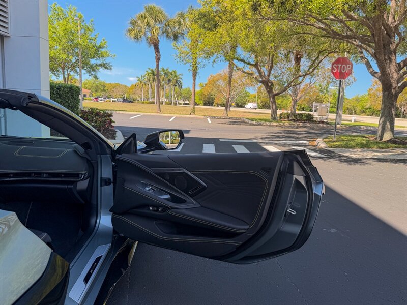 2024 Chevrolet Corvette Z06   - Photo 36 - Bonita Springs, FL 34134