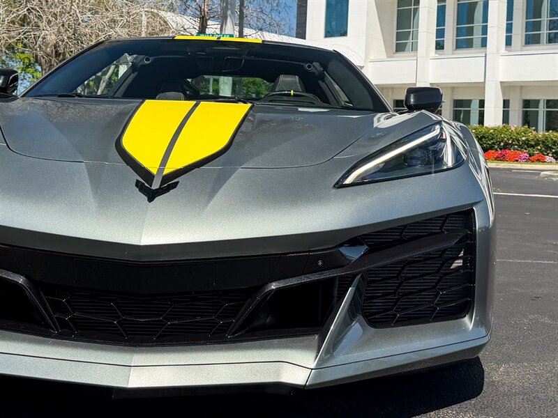 2024 Chevrolet Corvette Z06   - Photo 3 - Bonita Springs, FL 34134