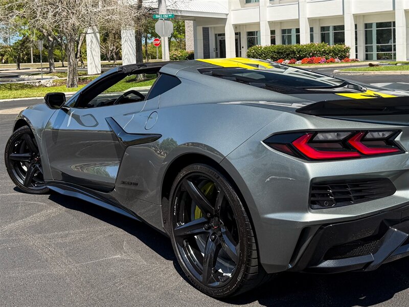 2024 Chevrolet Corvette Z06   - Photo 50 - Bonita Springs, FL 34134