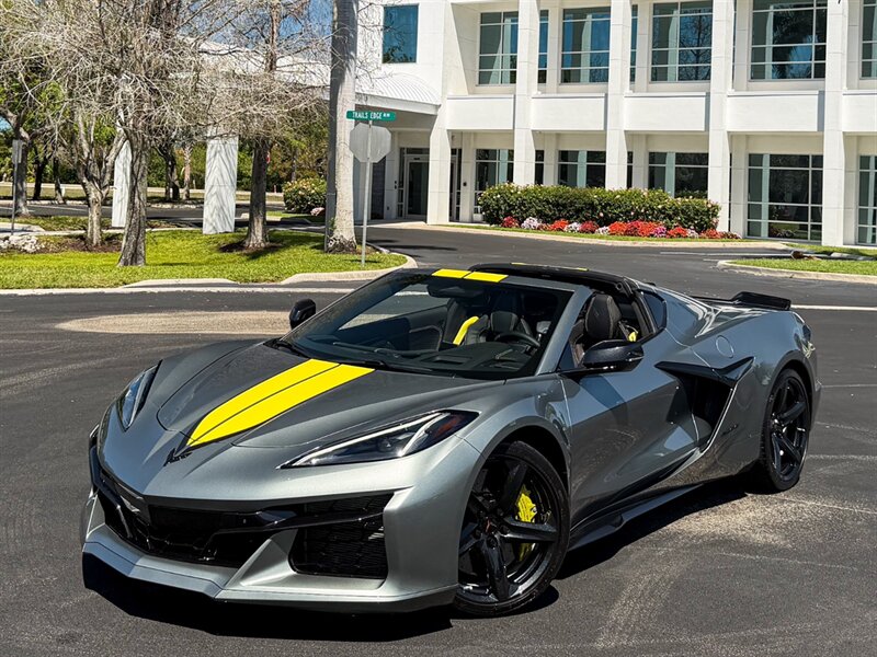 2024 Chevrolet Corvette Z06   - Photo 8 - Bonita Springs, FL 34134