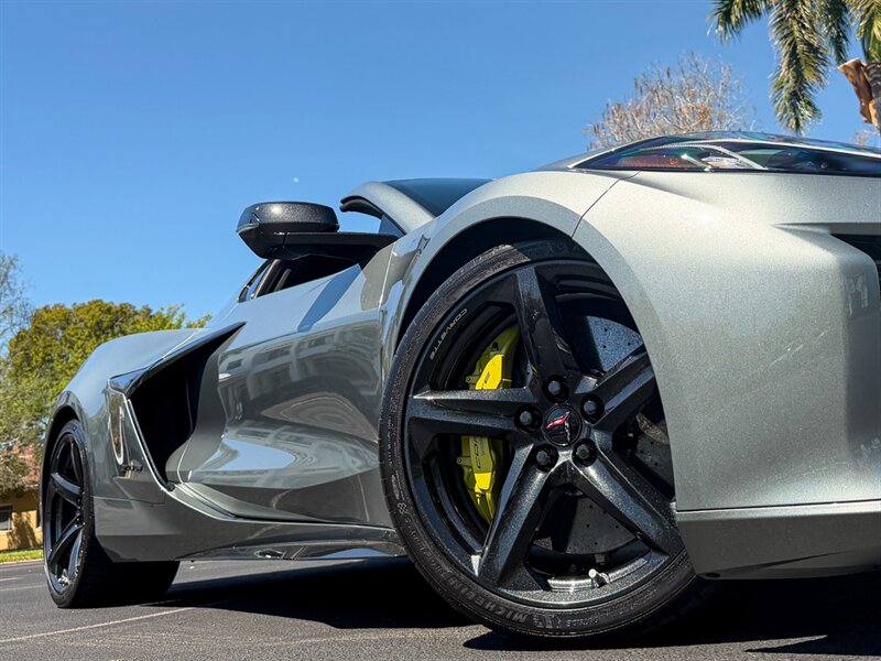 2024 Chevrolet Corvette Z06   - Photo 77 - Bonita Springs, FL 34134