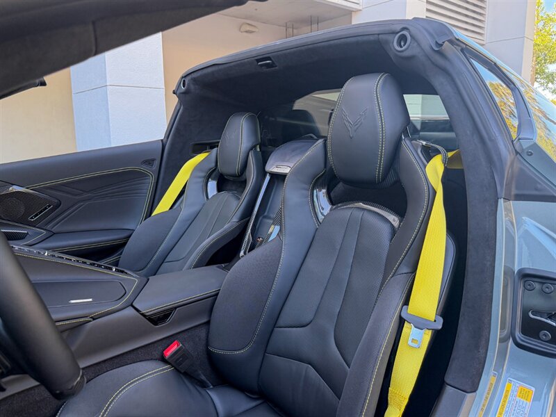 2024 Chevrolet Corvette Z06   - Photo 19 - Bonita Springs, FL 34134