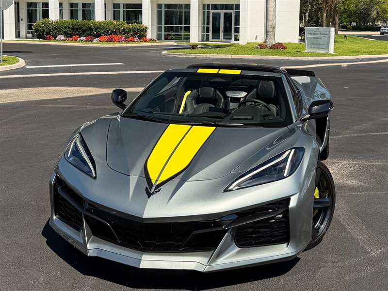 2024 Chevrolet Corvette Z06   - Photo 7 - Bonita Springs, FL 34134