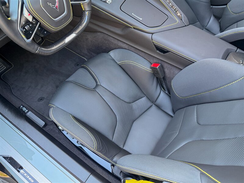 2024 Chevrolet Corvette Z06   - Photo 20 - Bonita Springs, FL 34134