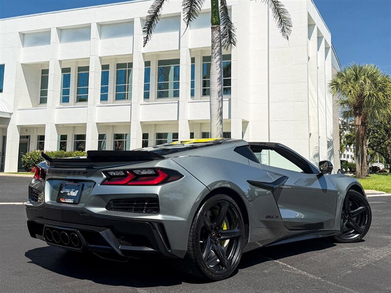 2024 Chevrolet Corvette Z06   - Photo 62 - Bonita Springs, FL 34134
