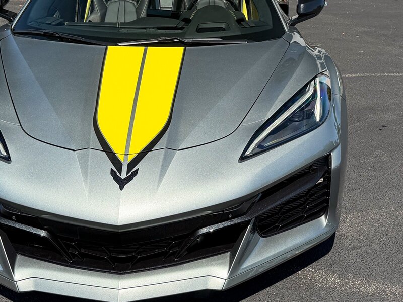 2024 Chevrolet Corvette Z06   - Photo 4 - Bonita Springs, FL 34134
