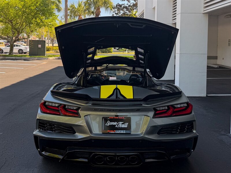 2024 Chevrolet Corvette Z06   - Photo 37 - Bonita Springs, FL 34134
