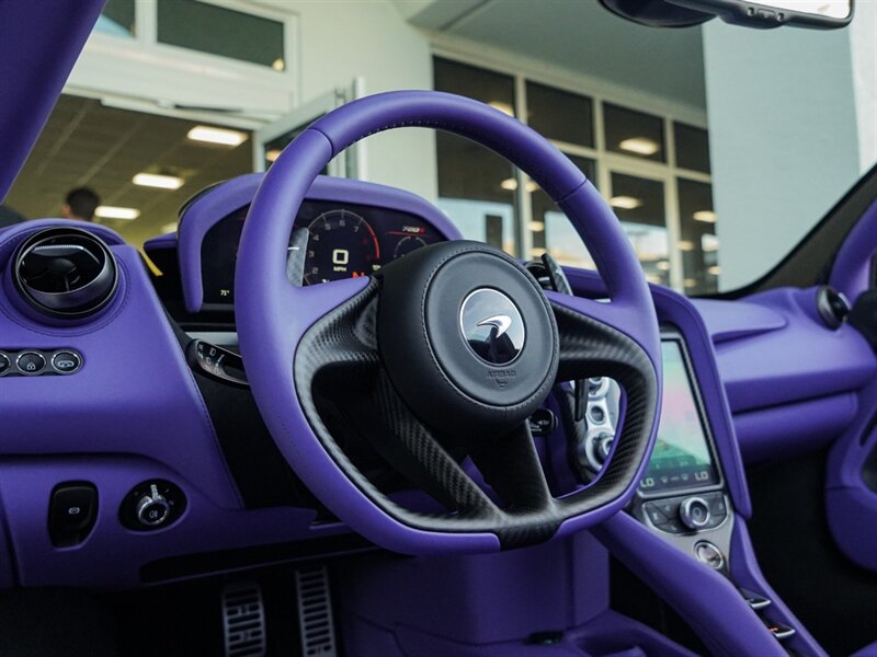 2022 McLaren 720S Spider Performance - Photo 16 - Bonita Springs, FL 34134