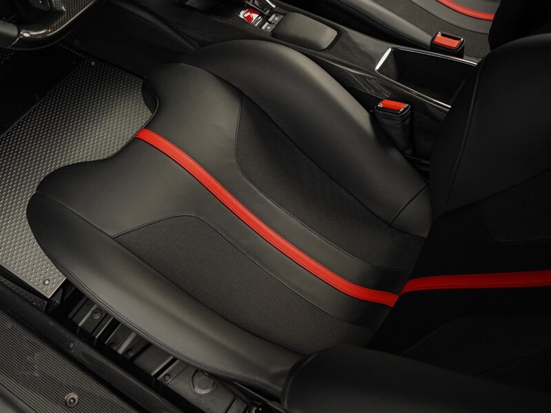 2020 Ferrari 488 Pista - Photo 23 - Bonita Springs, FL 34134