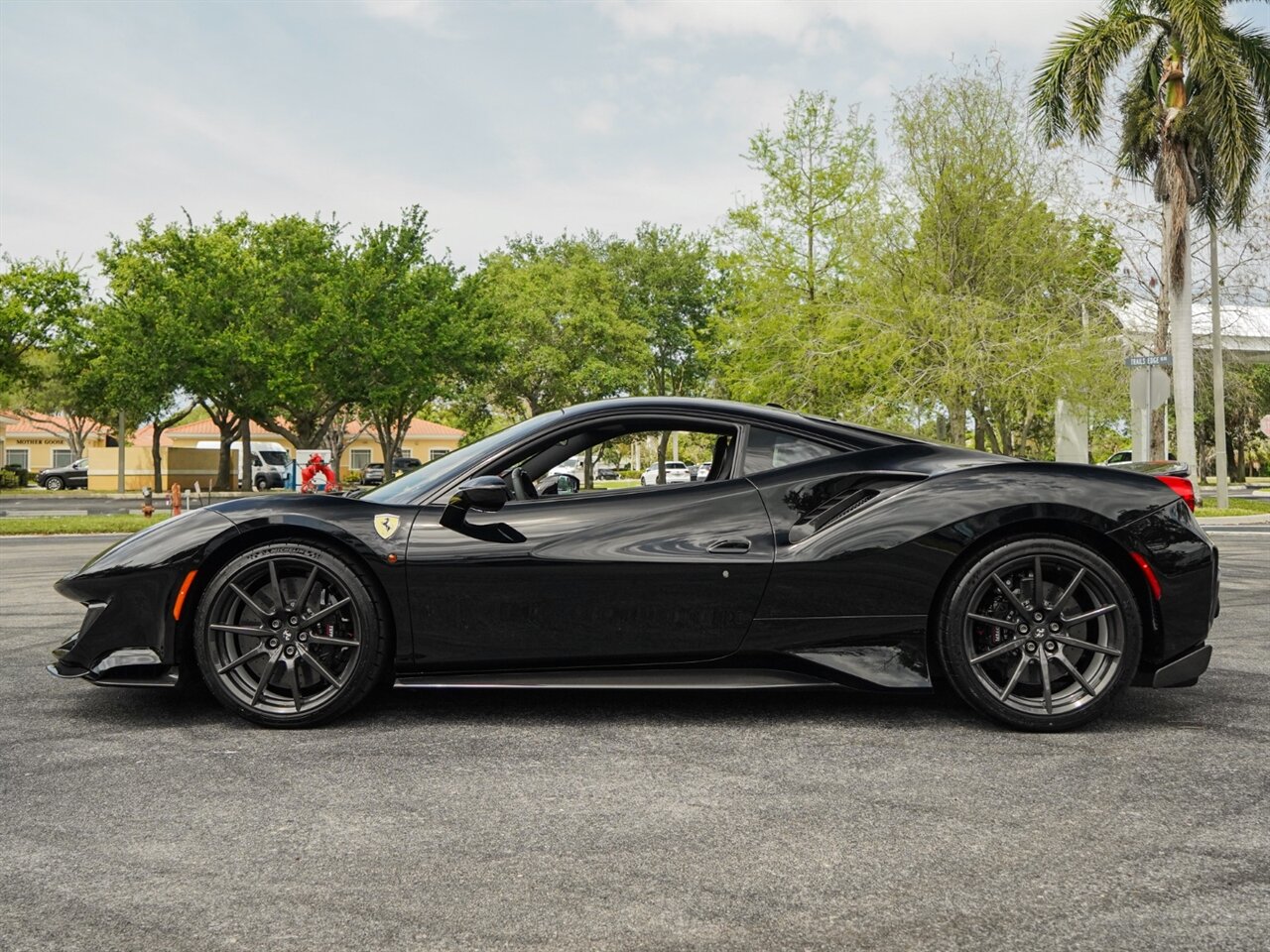 2020 Ferrari 488 Pista   - Photo 48 - Bonita Springs, FL 34134