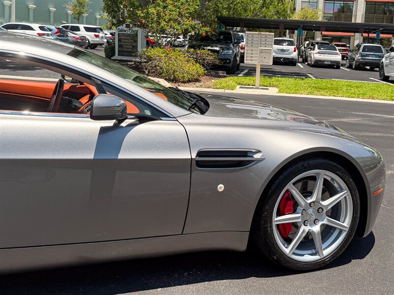 2007 Aston Martin V8 Vantage   - Photo 59 - Bonita Springs, FL 34134