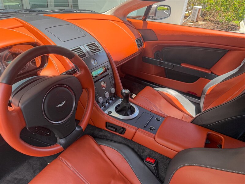 2007 Aston Martin V8 Vantage   - Photo 14 - Bonita Springs, FL 34134