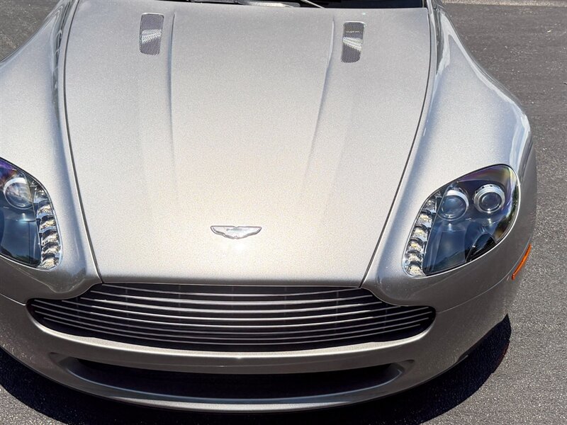 2007 Aston Martin V8 Vantage   - Photo 4 - Bonita Springs, FL 34134