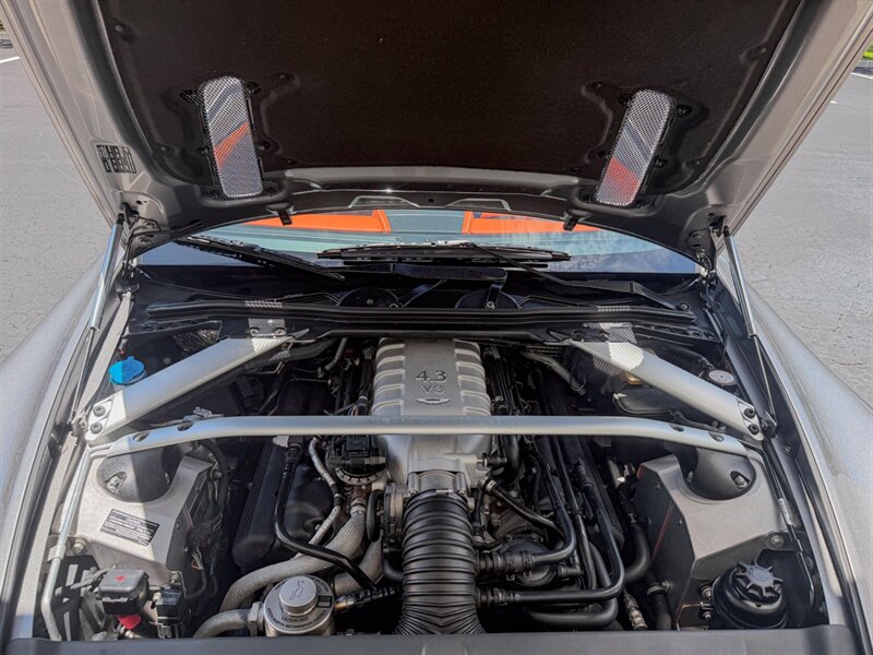 2007 Aston Martin V8 Vantage   - Photo 35 - Bonita Springs, FL 34134