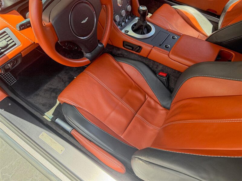 2007 Aston Martin V8 Vantage   - Photo 22 - Bonita Springs, FL 34134